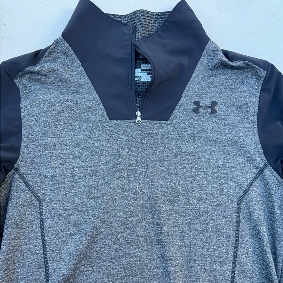 Quarter Zip Under Armer Long Sleeve - Picture 2 of 3